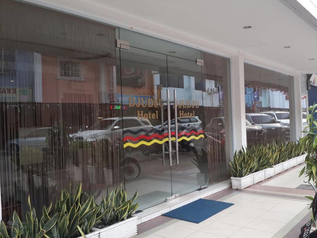 朱朱酒店 Batam 外观 照片